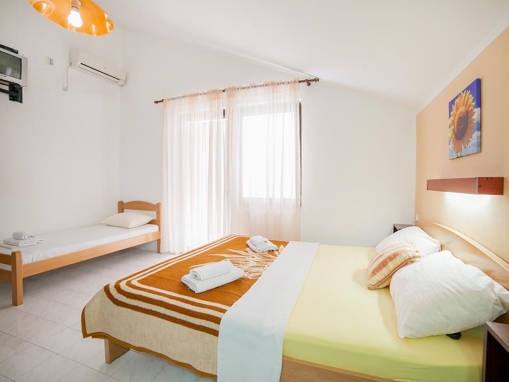 Petrovic Apartment *