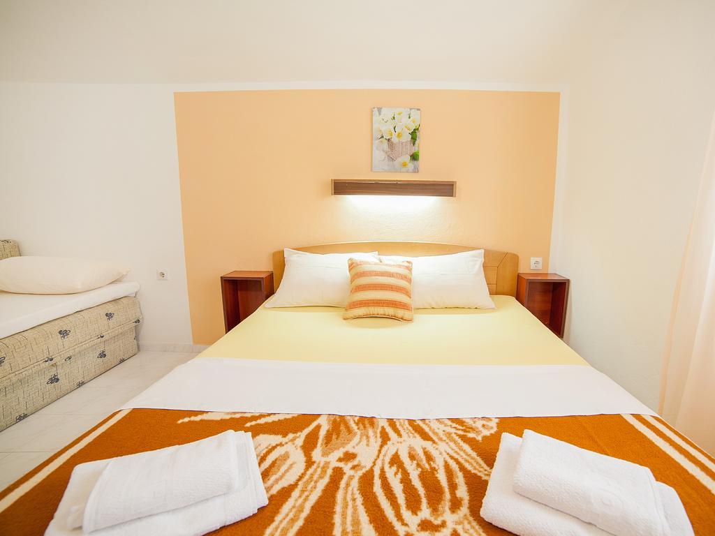 Apartment Petrovic